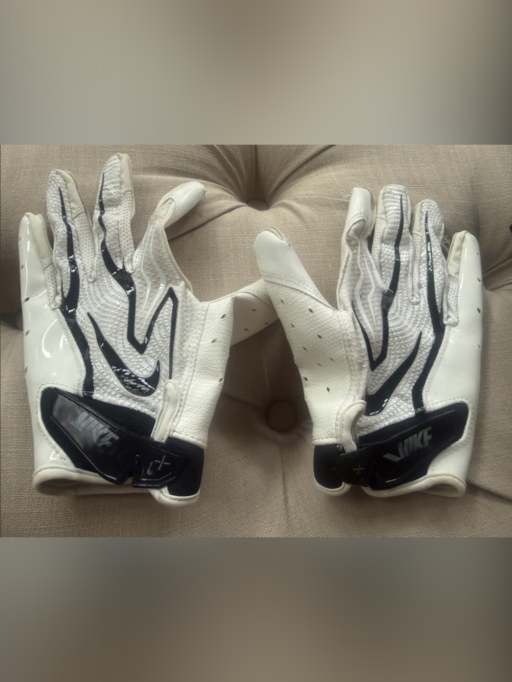 Nike White and Black Men's Athletic Football Receiver Gloves